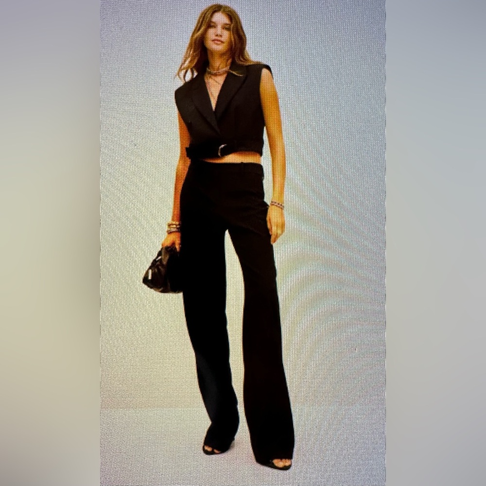 Ba&sh Classic Women’s trousers. High rise. Size  10. Black color